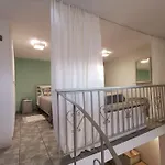 The Minty Door Boutique House Dom wakacyjny Nausa